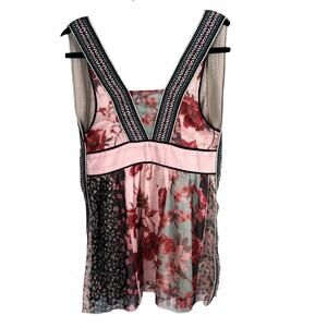 JW Style mixed-print floral empire/babydoll sleeveless top, not Johnny Was